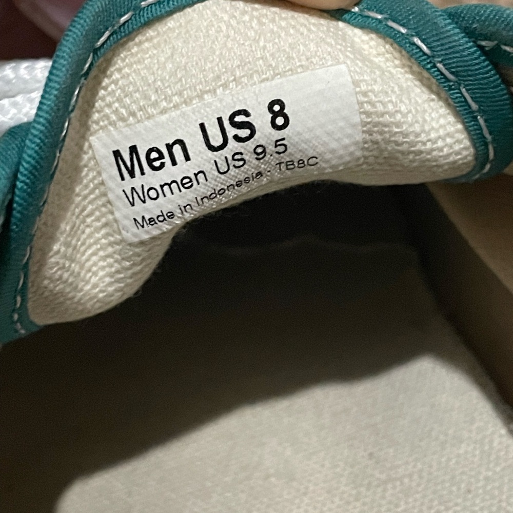 Vans (Size 8 mens) - Picture 6 of 6